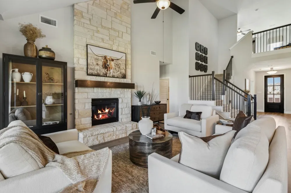 962 Richard Pittmon Drive DeSoto, TX 75115