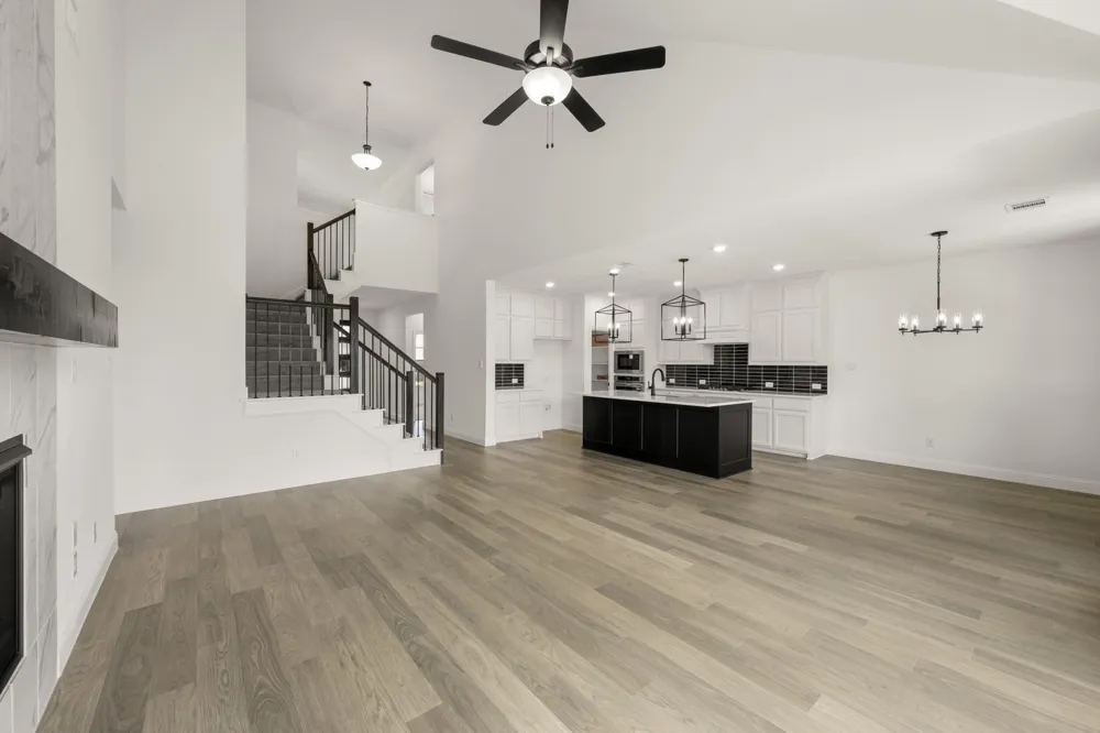 962 Richard Pittmon Drive DeSoto, TX 75115
