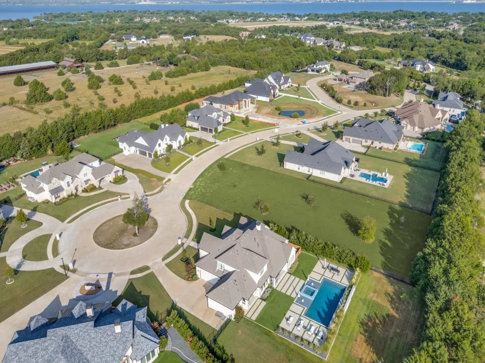 129 Forest Drive Heath, TX 75032