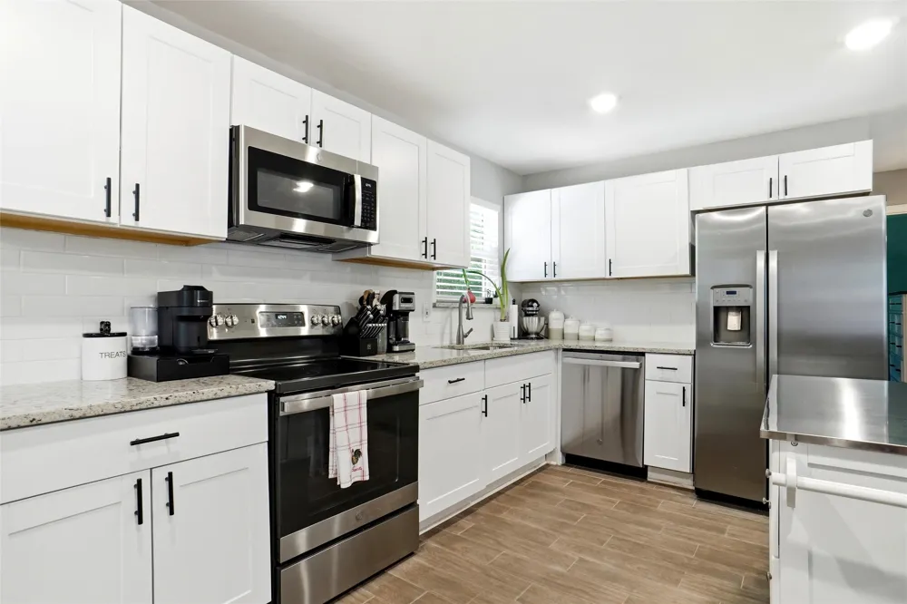436 Arthur Drive Hurst, TX 76053