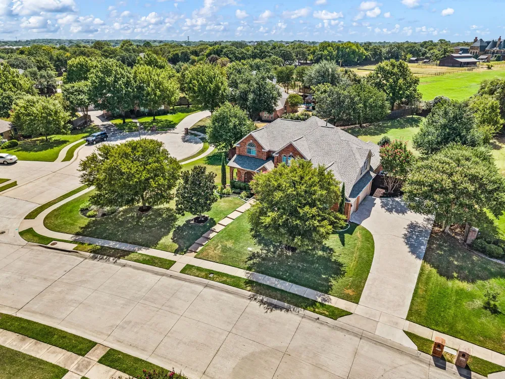 6609 Sapphire Circle S Colleyville, TX 76034