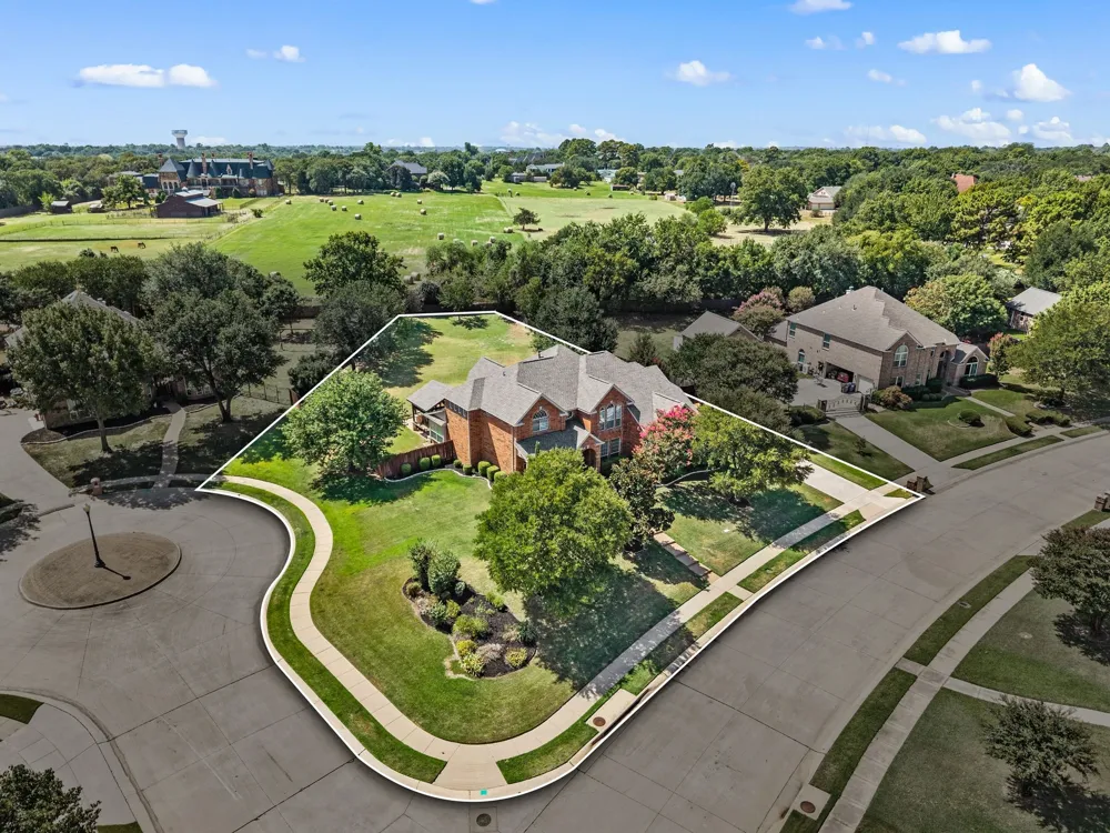 6609 Sapphire Circle S Colleyville, TX 76034