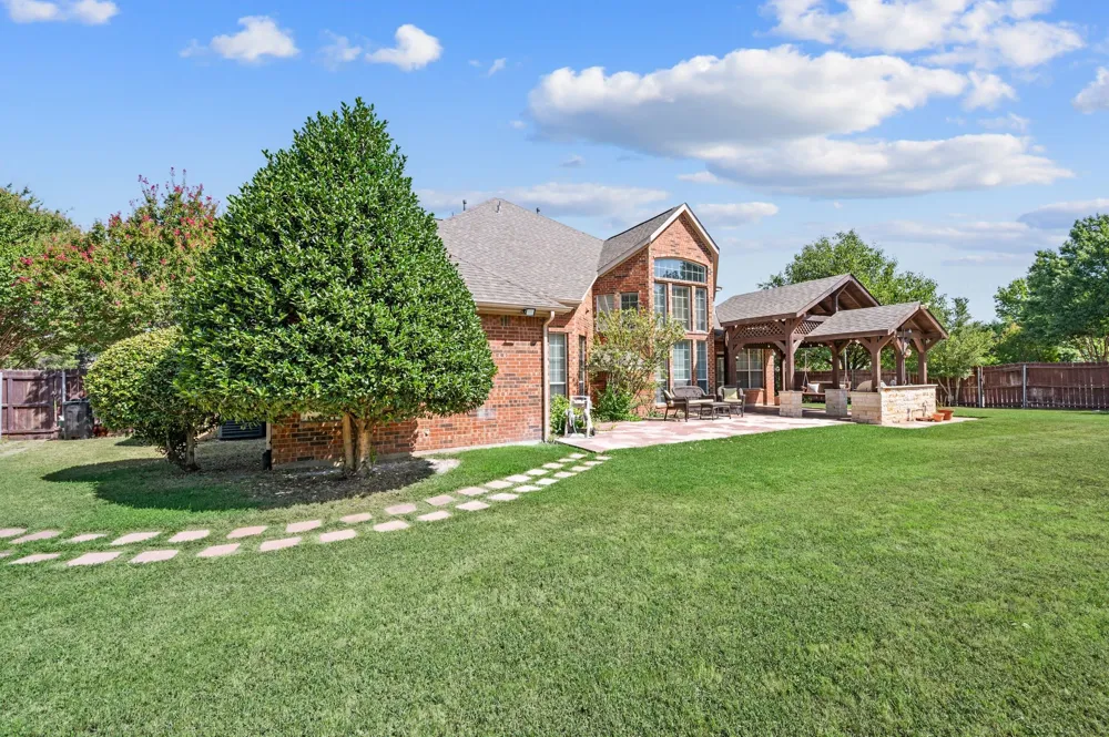 6609 Sapphire Circle S Colleyville, TX 76034