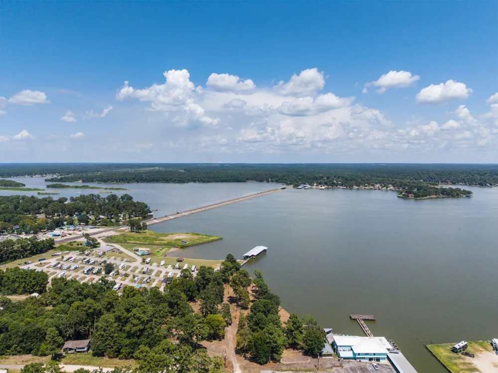Shawnee Drive Onalaska, TX 77360