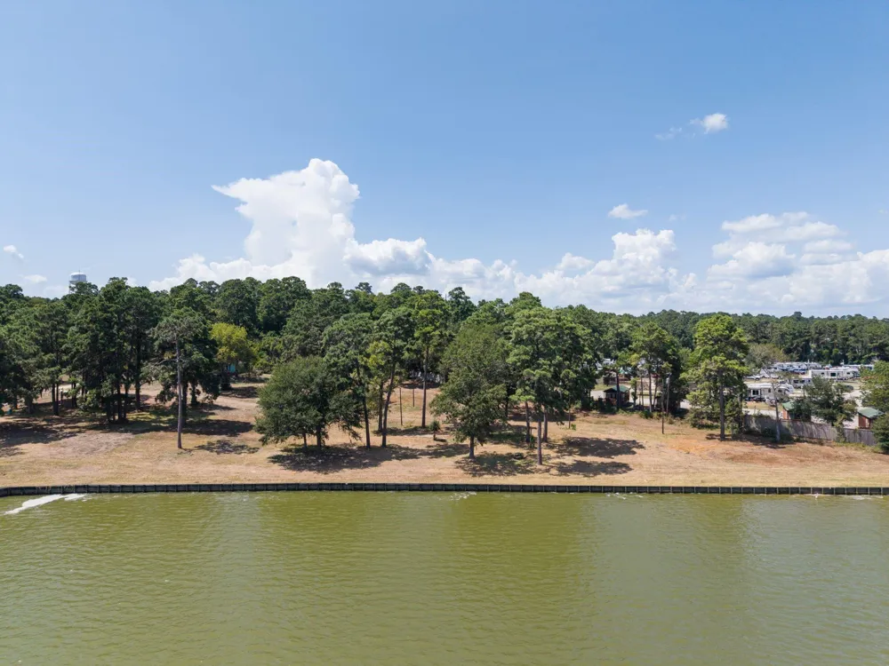 Shawnee Drive Onalaska, TX 77360
