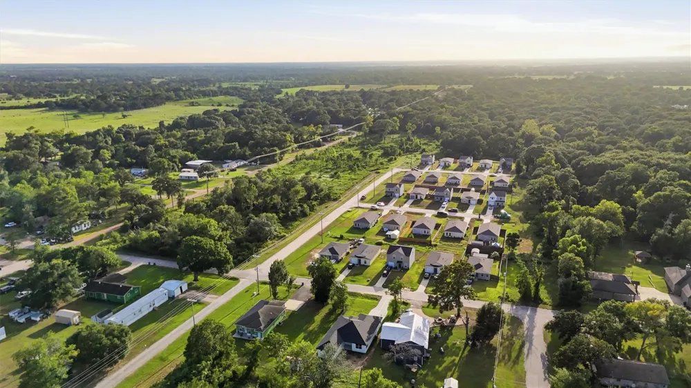 2522 16th Street Hempstead, TX 77445