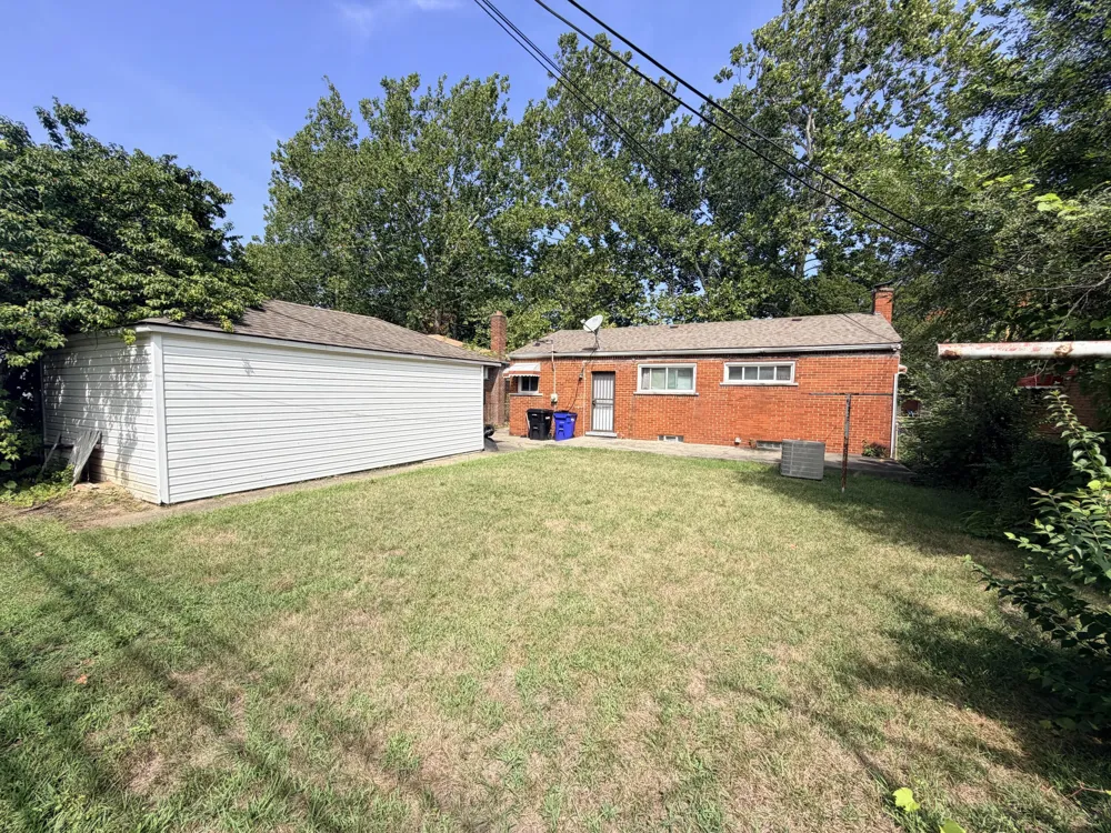 22615 Glendale Street Detroit, MI 48223