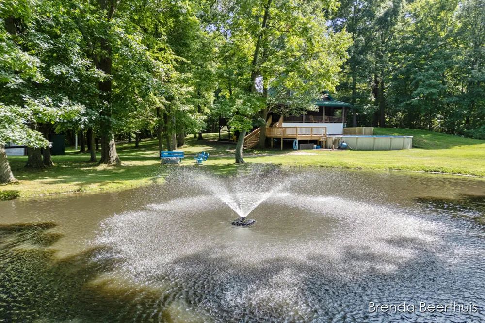 11301 108th Street SE Freeport, MI 49325