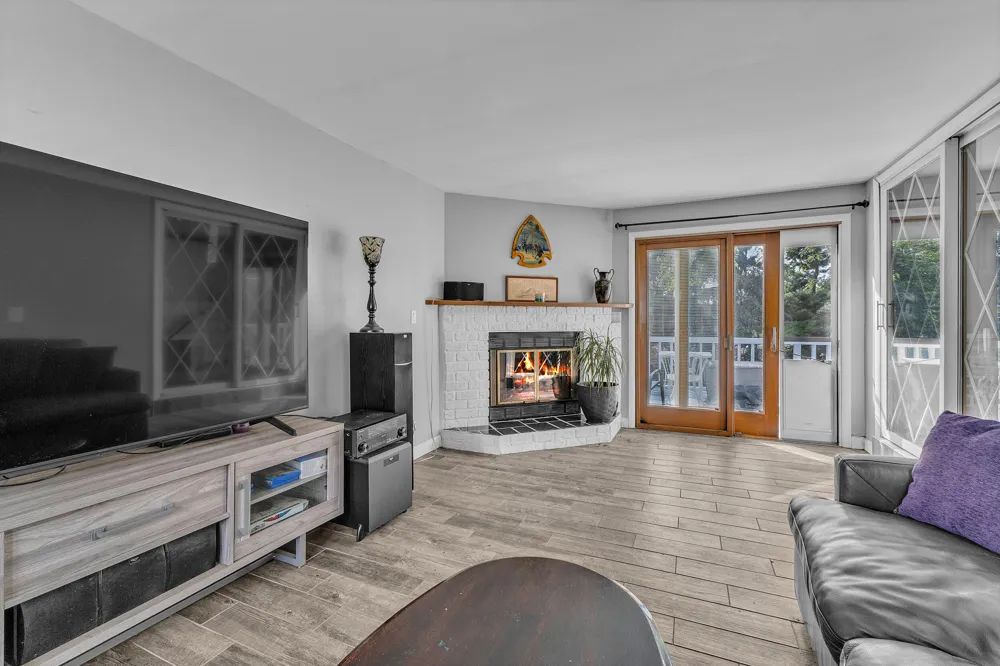 217 W McKay Street Saline, MI 48176