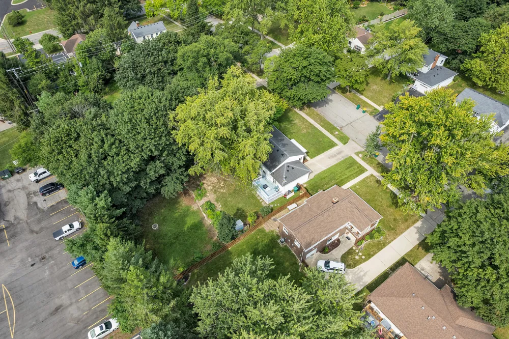 217 W McKay Street Saline, MI 48176