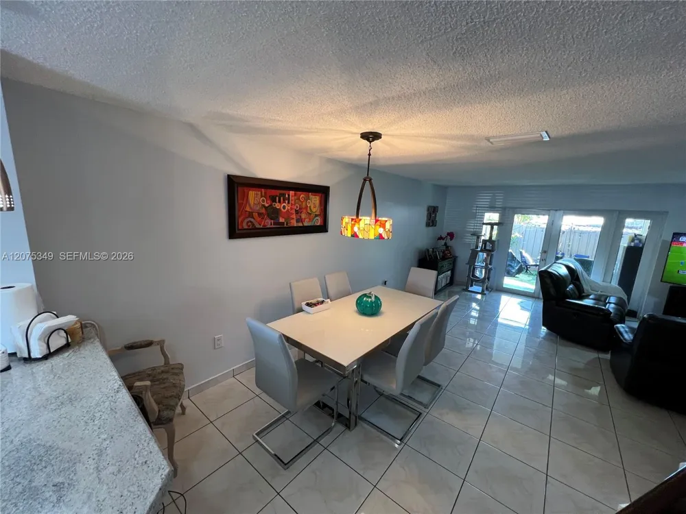 5214 NW 190th St Miami Gardens, FL 33055