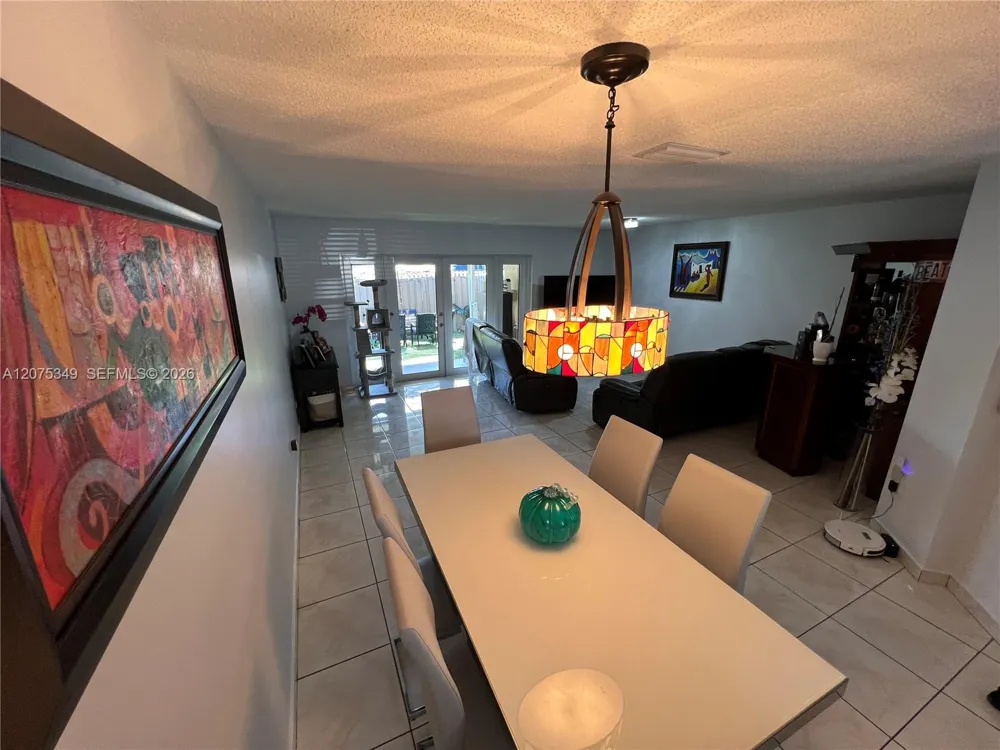 5214 NW 190th St Miami Gardens, FL 33055