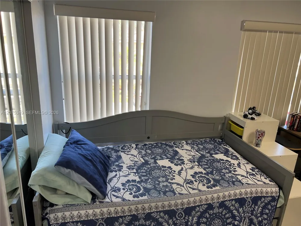 5214 NW 190th St Miami Gardens, FL 33055