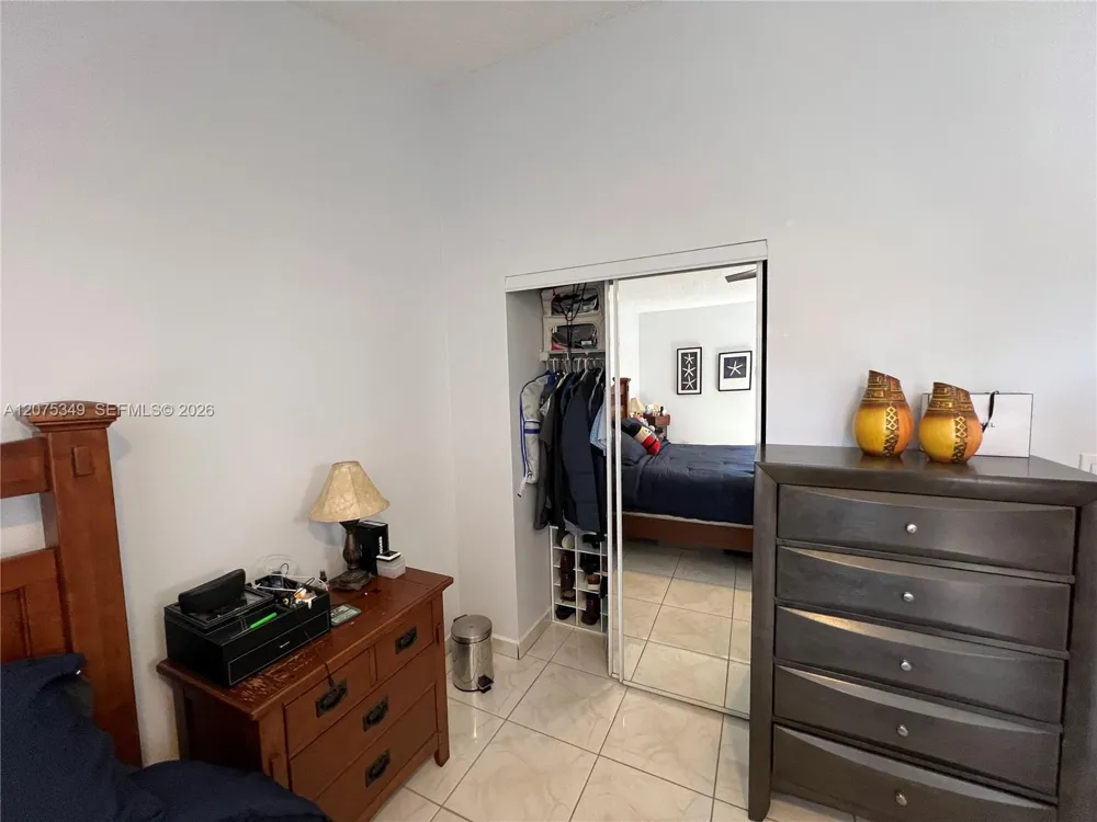 5214 NW 190th St Miami Gardens, FL 33055