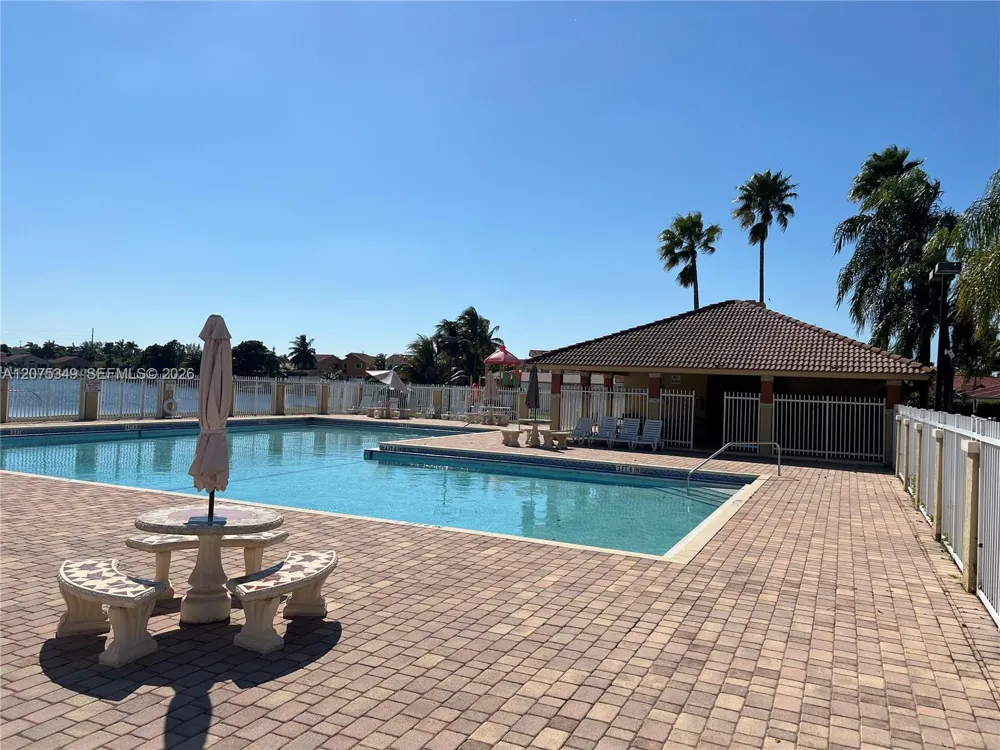5214 NW 190th St Miami Gardens, FL 33055