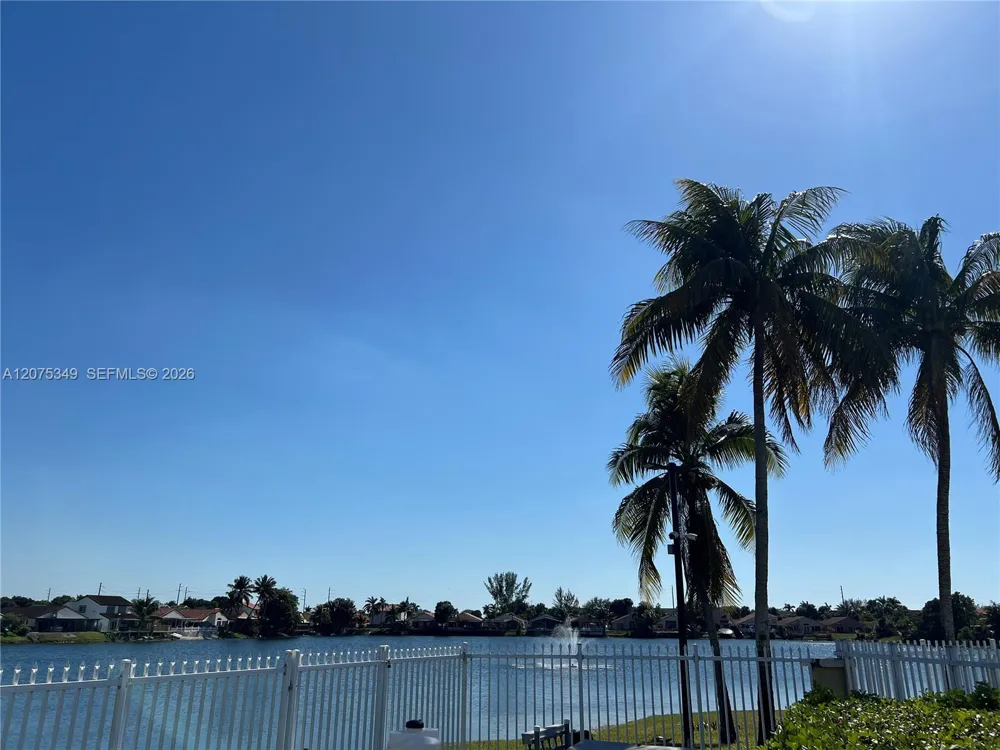 5214 NW 190th St Miami Gardens, FL 33055