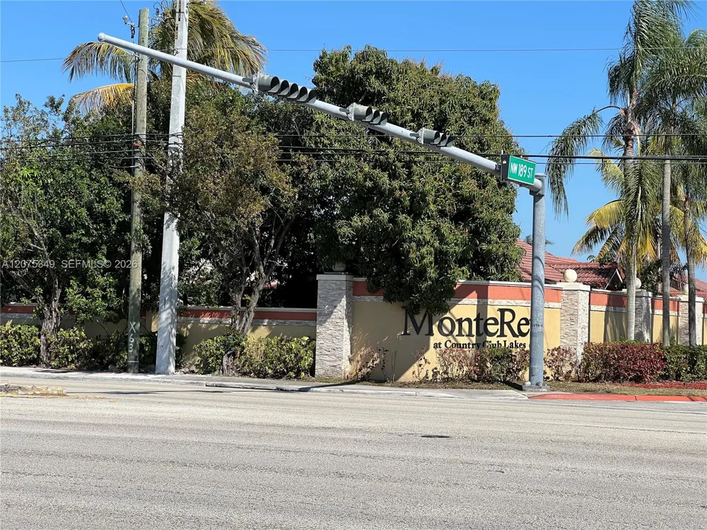 5214 NW 190th St Miami Gardens, FL 33055