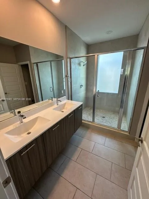 4700 NW 84th Ave #31 Doral, FL 33166