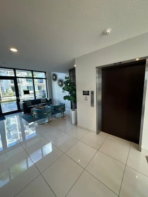 4700 NW 84th Ave #31 Doral, FL 33166
