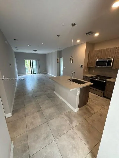 4700 NW 84th Ave #31 Doral, FL 33166