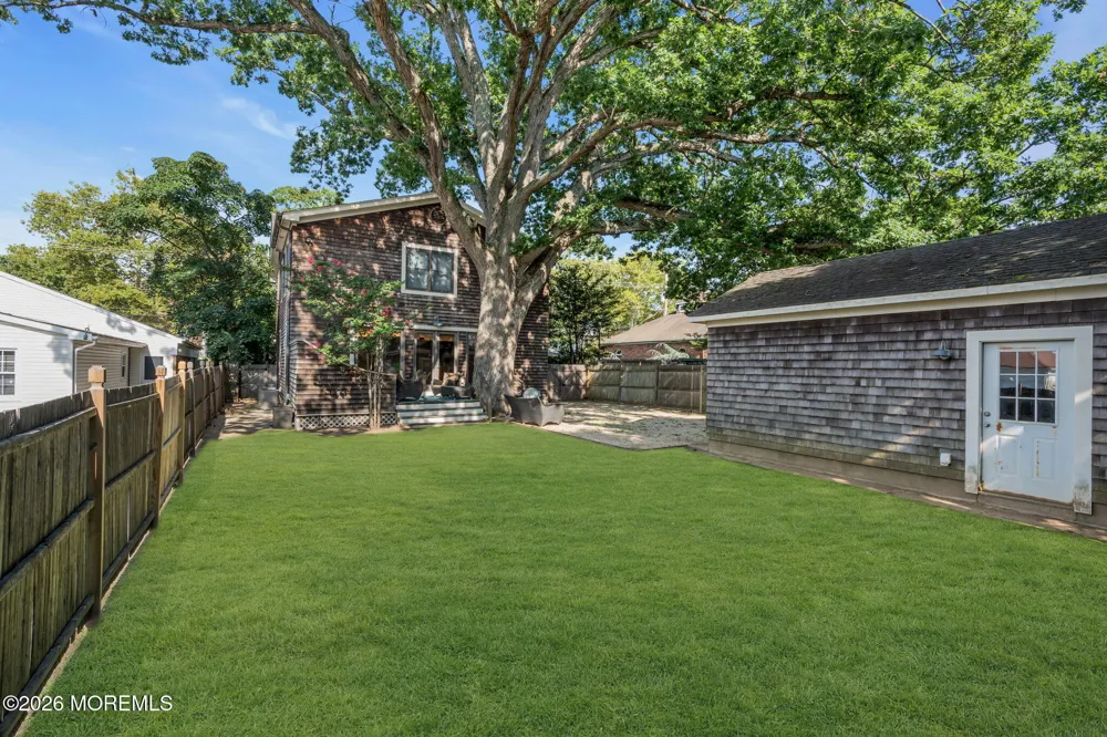 95 E River Road Rumson, NJ 07760