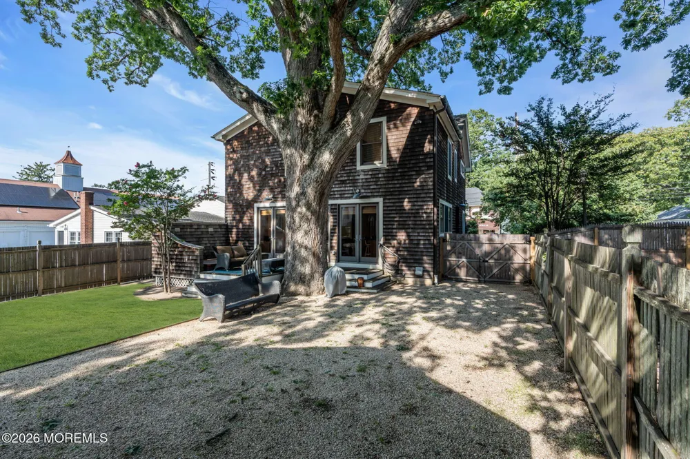 95 E River Road Rumson, NJ 07760