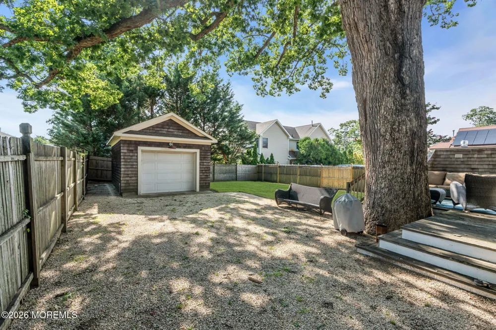 95 E River Road Rumson, NJ 07760