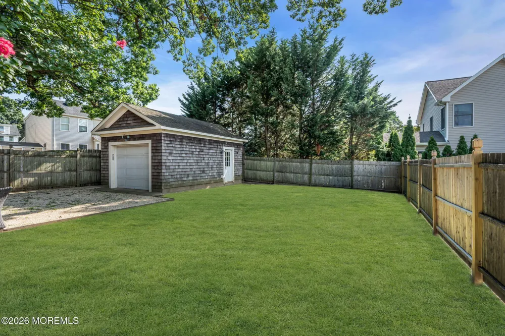 95 E River Road Rumson, NJ 07760