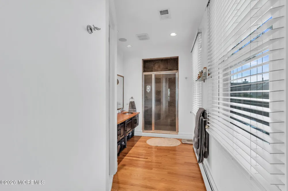 95 E River Road Rumson, NJ 07760