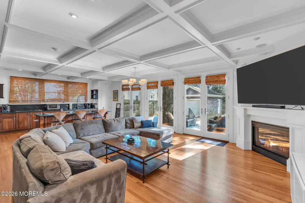 95 E River Road Rumson, NJ 07760