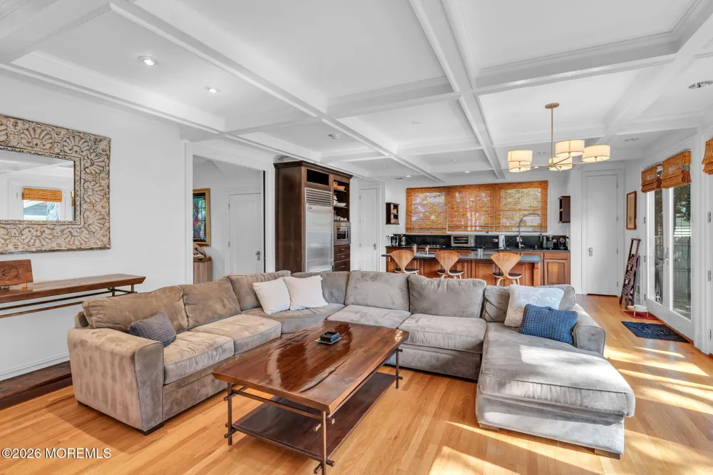 95 E River Road Rumson, NJ 07760