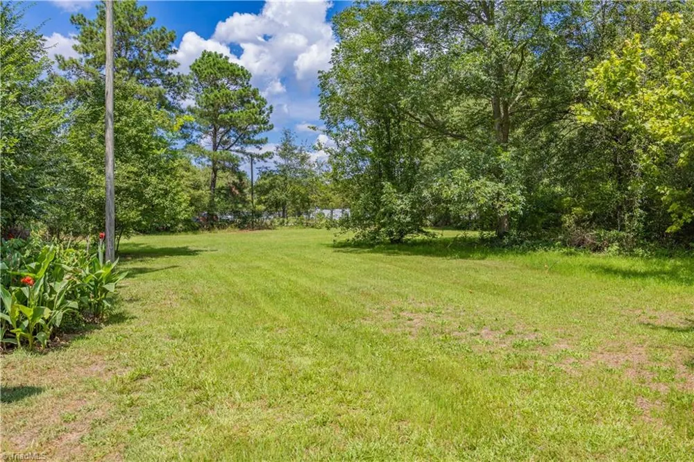- Sparrow Drive Jackson Springs, NC 27281