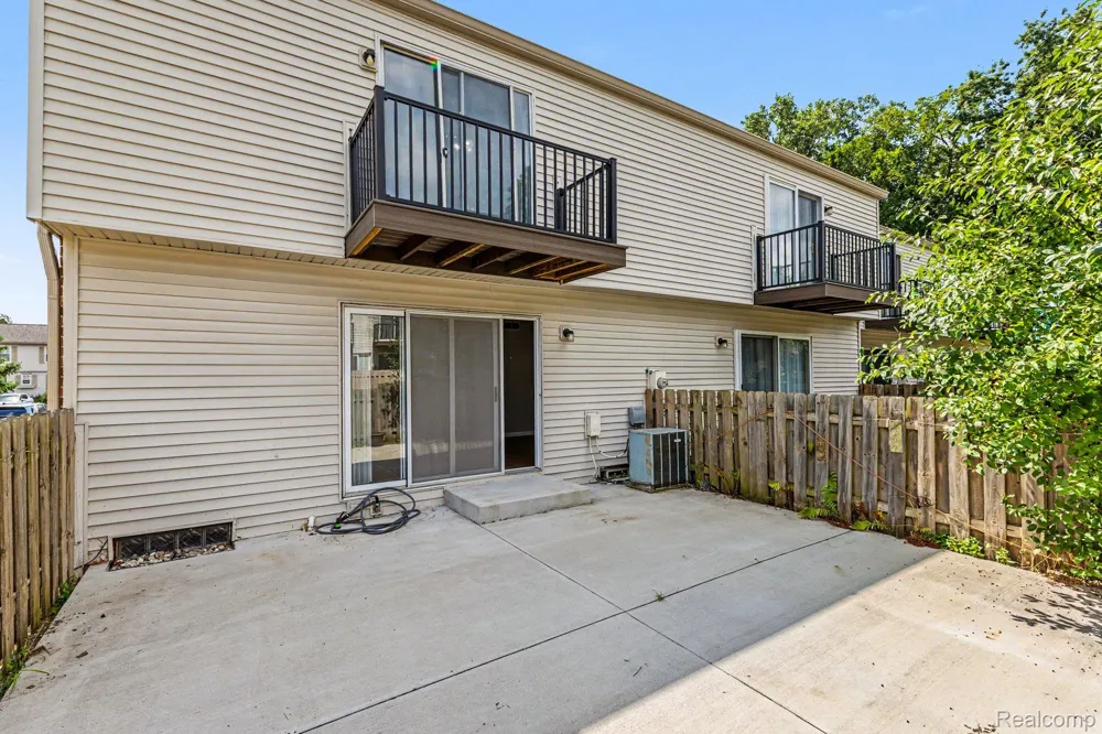 24483 Bashian Drive Novi City, MI 48375
