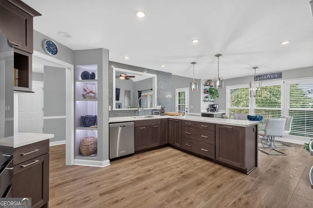 5470 Ashwind TRCE Johns Creek, GA 30005