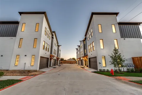 3940 Spring Valley Road #2