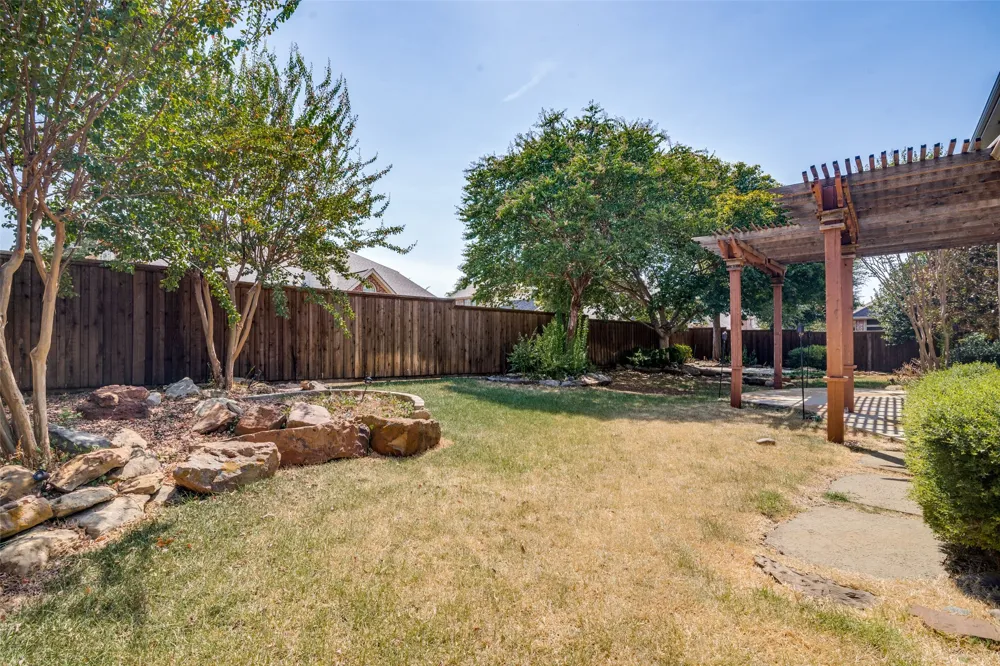 522 Oakhurst Drive Murphy, TX 75094