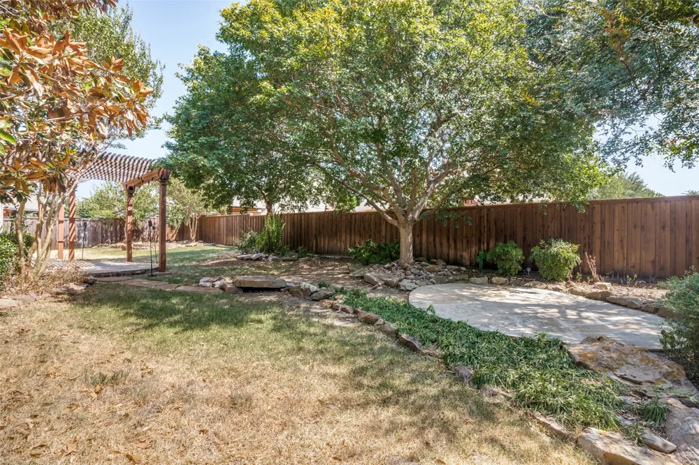 522 Oakhurst Drive Murphy, TX 75094