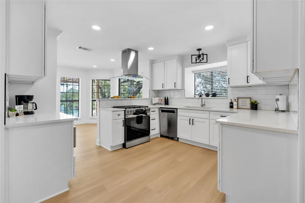 4044 Dorris Road Irving, TX 75038
