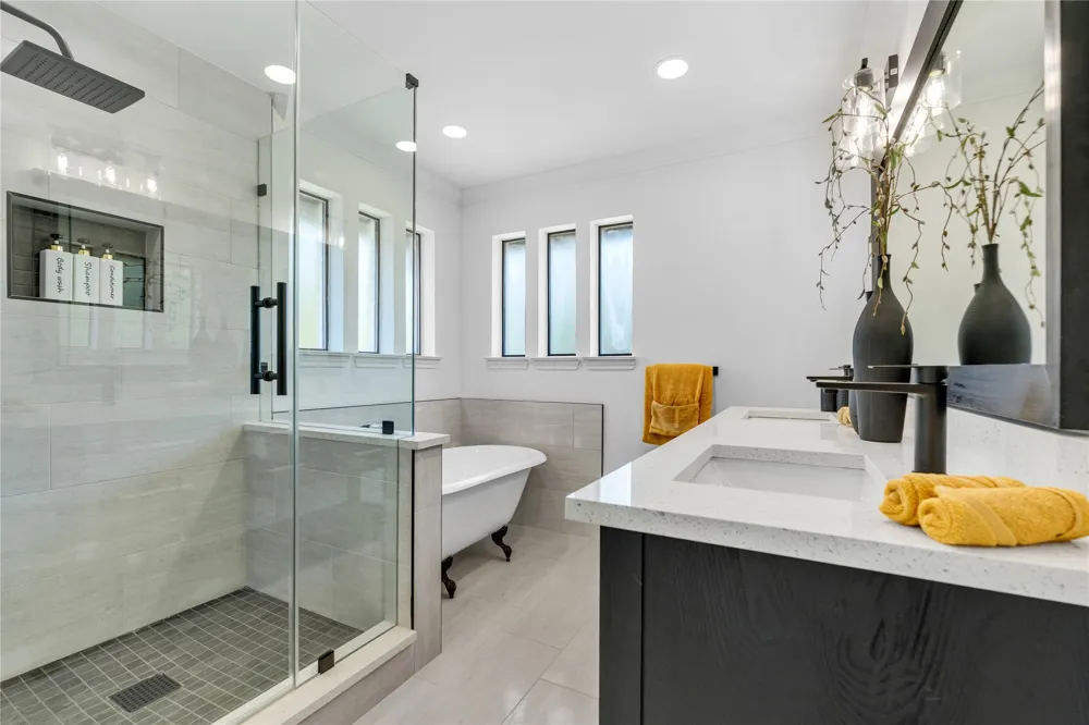 4044 Dorris Road Irving, TX 75038