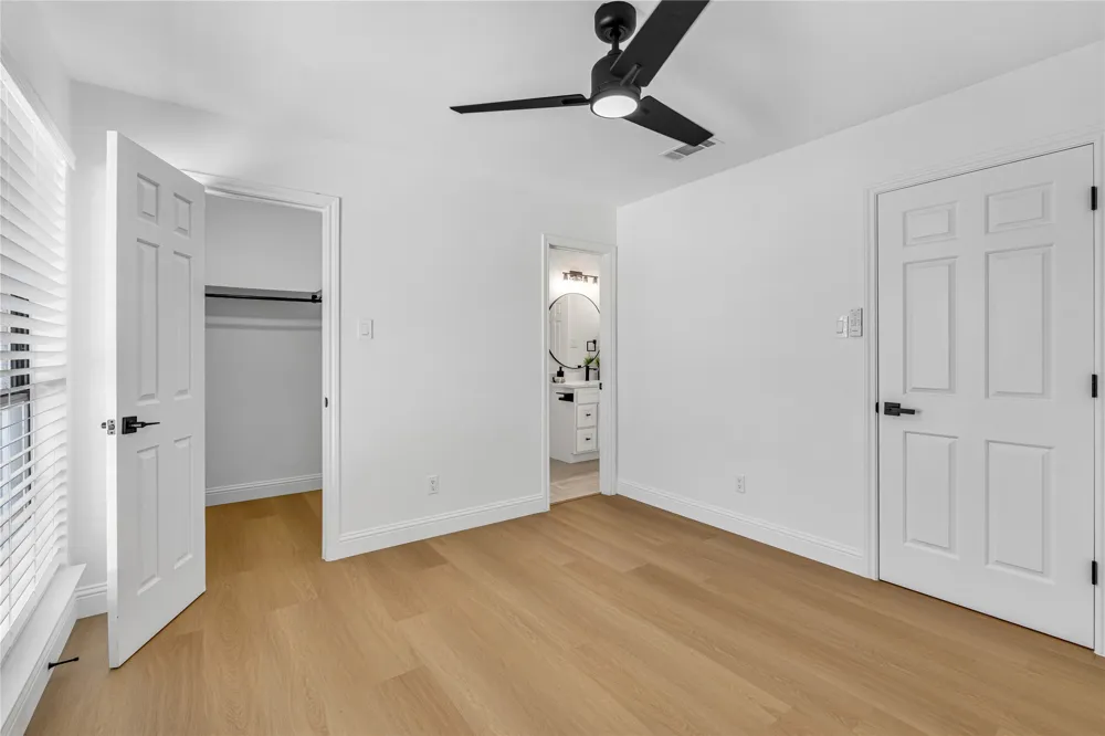 4044 Dorris Road Irving, TX 75038
