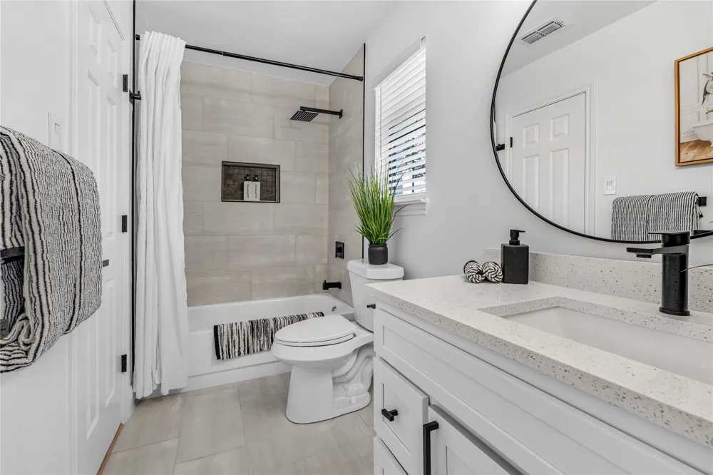 4044 Dorris Road Irving, TX 75038
