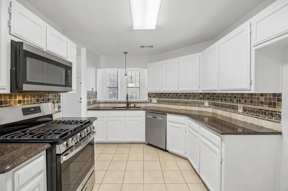 209 Willow Stone Street Denton, TX 76207