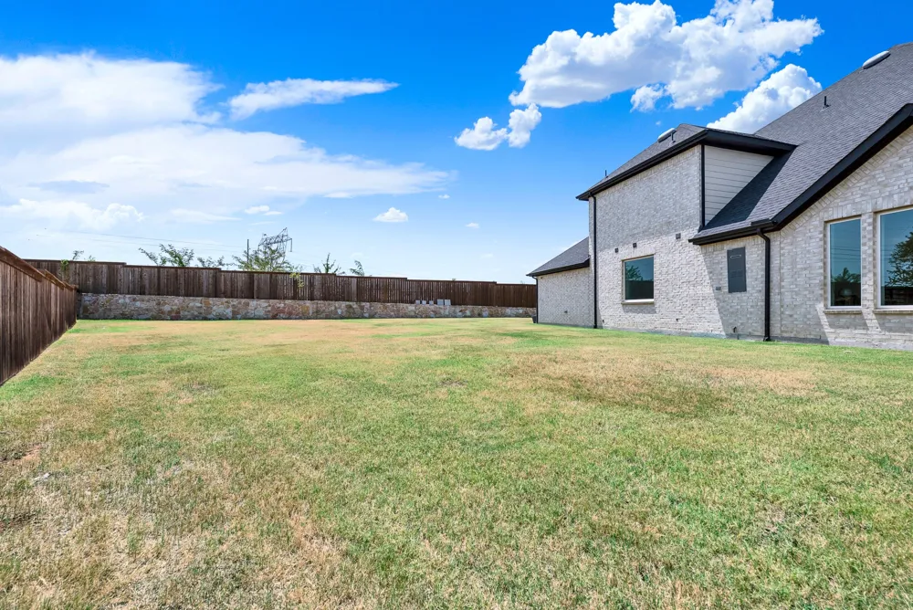 10067 Clover Forest Court Frisco, TX 75035