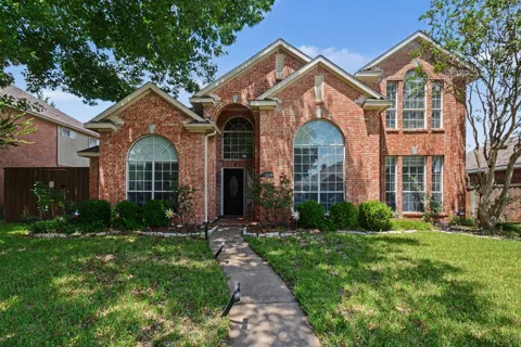 1206 Brook Drive