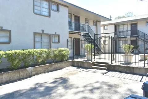 2524 Binz Street #2