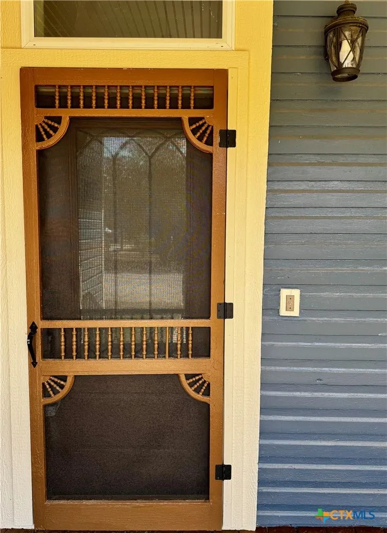 1430 Hamilton Street Gonzales, TX 78629