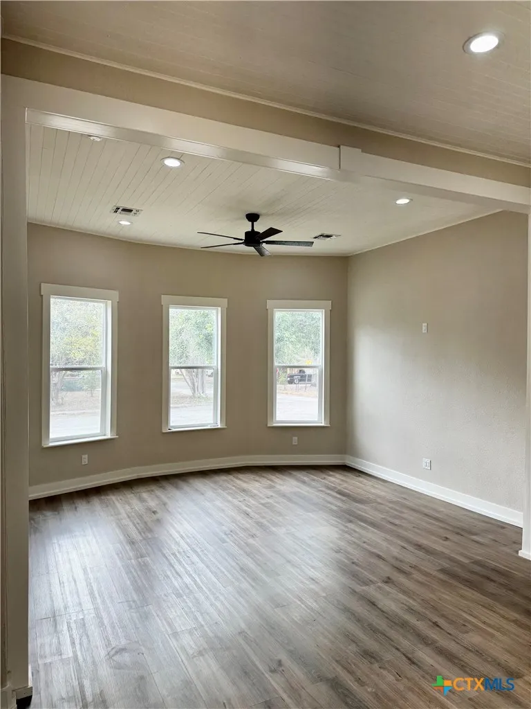1430 Hamilton Street Gonzales, TX 78629