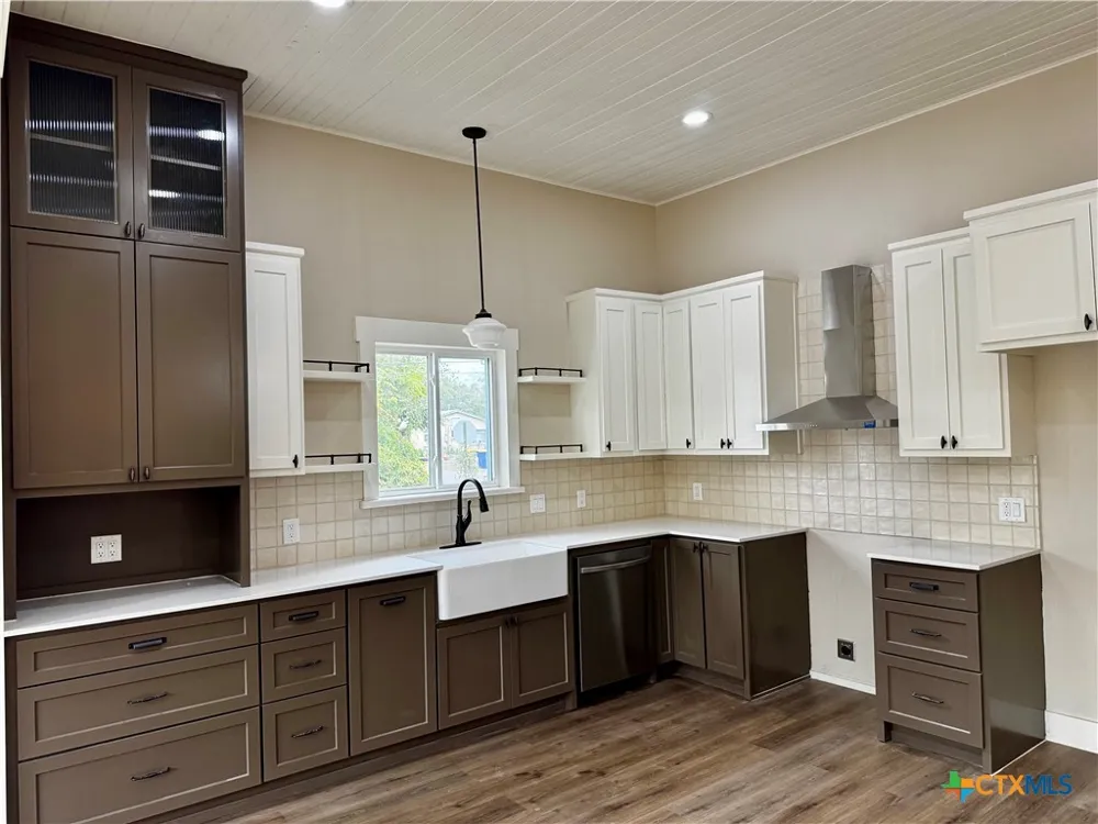 1430 Hamilton Street Gonzales, TX 78629