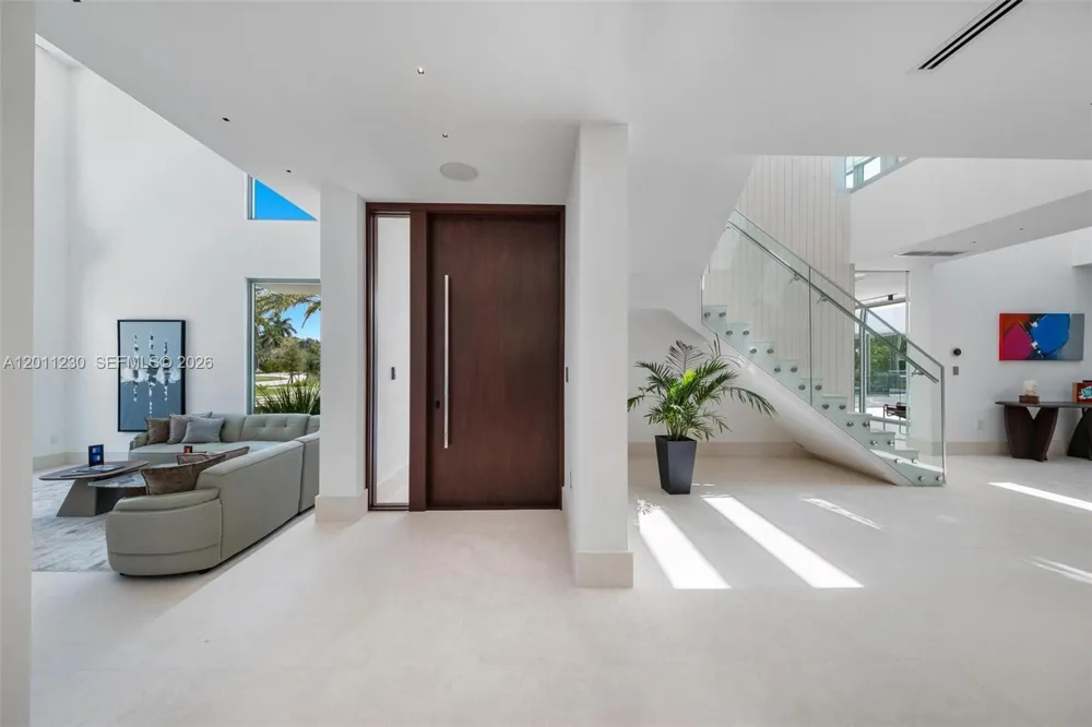 3280 Lake Ridge Lane Weston, FL 33332