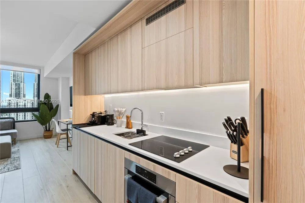225 Miami Ave #2503 Miami, FL 33128